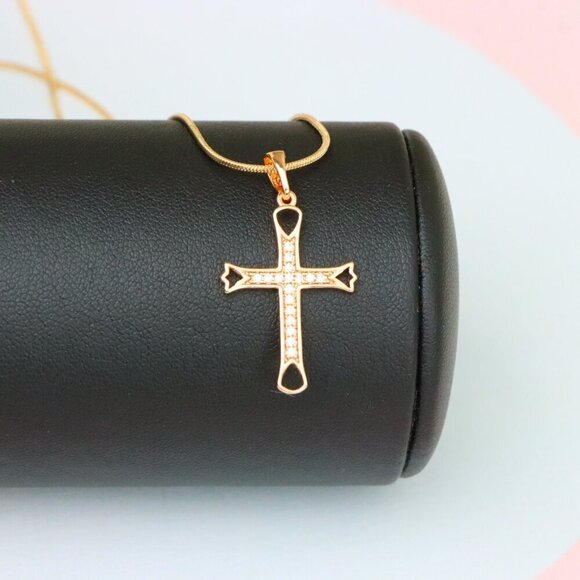 "Elegant Rose Gold Cross Pendant with CZ Stones and Cutout Design, XPPT1848 - Picture 5 of 13